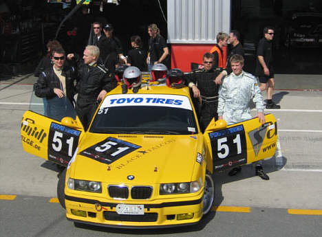 Team Black Falcon 1 klar til start i Dubai 24H.